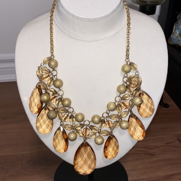 Stunning statement necklace - Picture 5 of 5